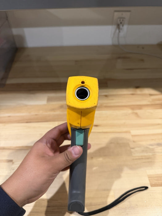 FLUKE 63 INFRARED THERMOMETER - SHIPS FAST