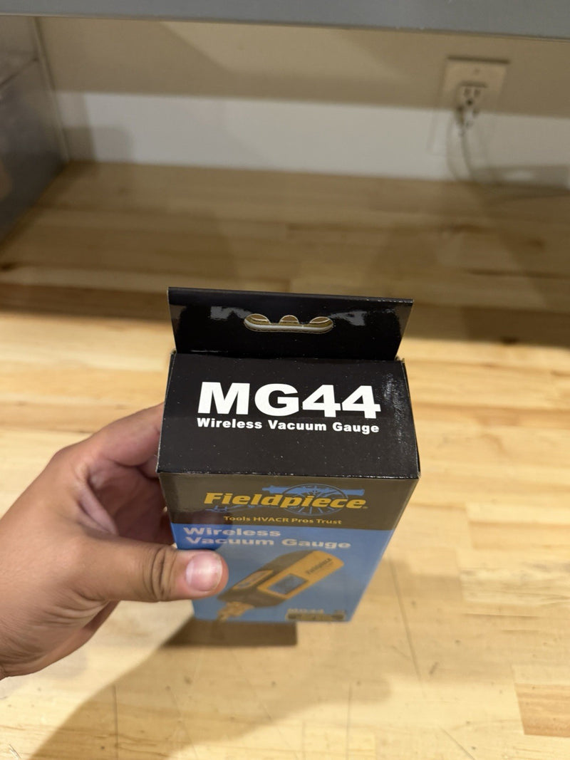 FIELDPIECE MG44 VACUMM GAUGE (NEW FACTORY SEALED) SHIPS FAST