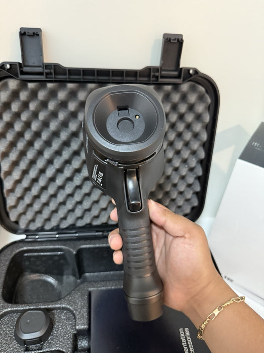 FLIR E8 PRO THERMAL IMAGING CAMERA (NEW FACTORY SEALED) CALIBRATION 2024 (NEW)