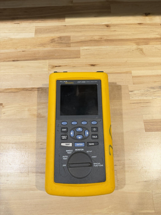 FLUKE NETWORKS DSP-4300 CABLE ANALYZER TESTED