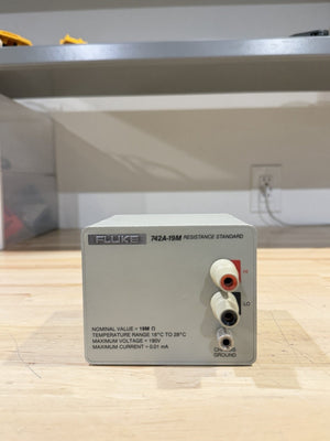 FLUKE 742A -19M RESISTANCE STANDARD (TESTED) FREE SHIPPING