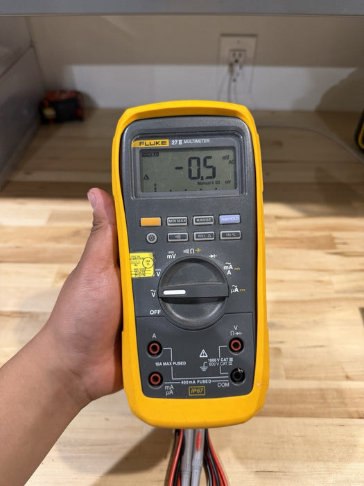 FLUKE 27 II INDUSTRIAL DIGITAL MULTIMETER WITH LEADS & CLIPS CALIBRATED 2025