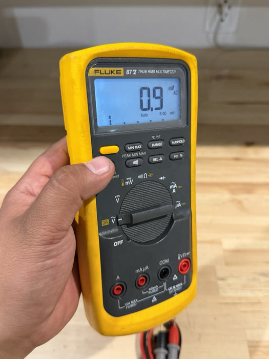 FLUKE 87V TRUE RMS MULTIMETER W/ LEADS (TESTED) SHIPS FAST