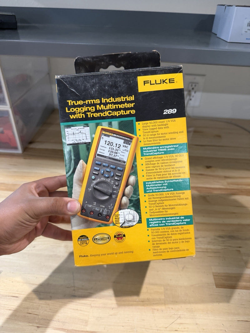 FLUKE 287 TRUE RMS ELECTRONIC LOGGING DIGITAL MULTIMETER WITH LEADS & CLIPS