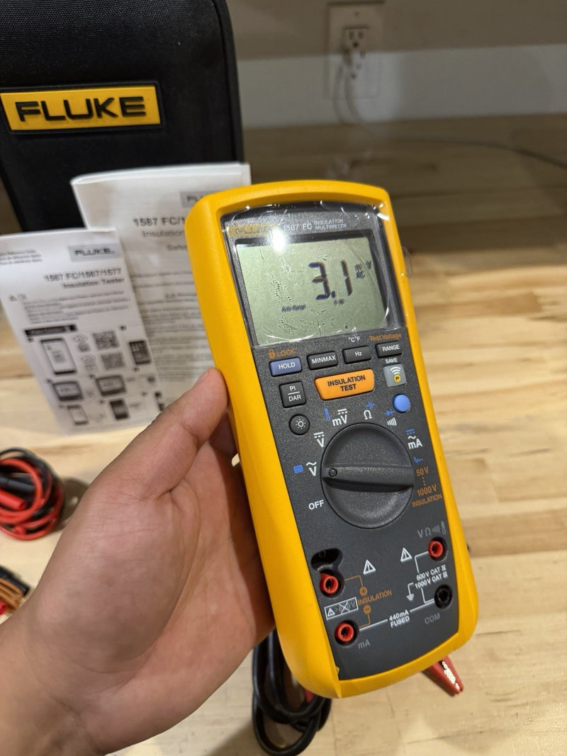 FLUKE 1587 FC 2 IN 1 HANDHELD DIGITAL INSULATION MULTIMETER
