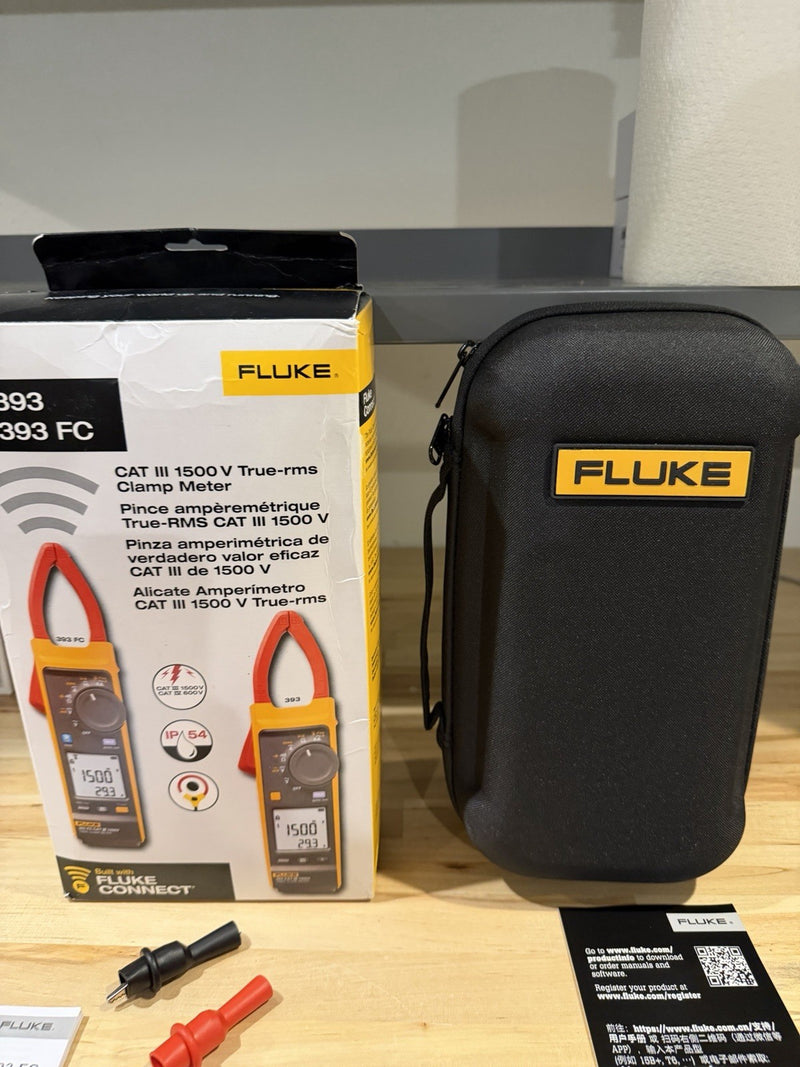 FLUKE 393 FC CAT III 1500V TRMS CLAMP METER WITH IFLEX PROBE & LEADS