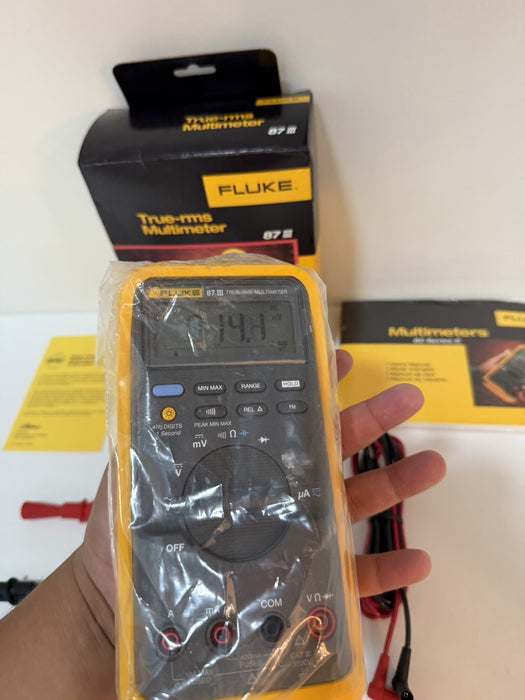 FLUKE 87 III TRUE RMS MULTIMETER (NEW FACTORY SEALED) TESTED - FREE SHIPPING