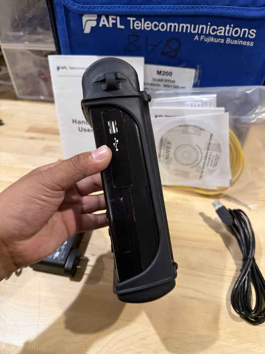 AFL NOYES M200 OTDR SM 1310/1550 W/ ACCESSORIES- PARTS ONLY (FOR PARTS)