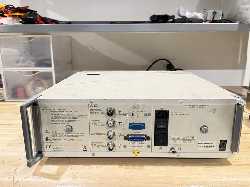FLUKE 9640A RF REFERENCE SOURCE (PARTS ONLY) F DOESN’T TURN ON- SHIPS FAST
