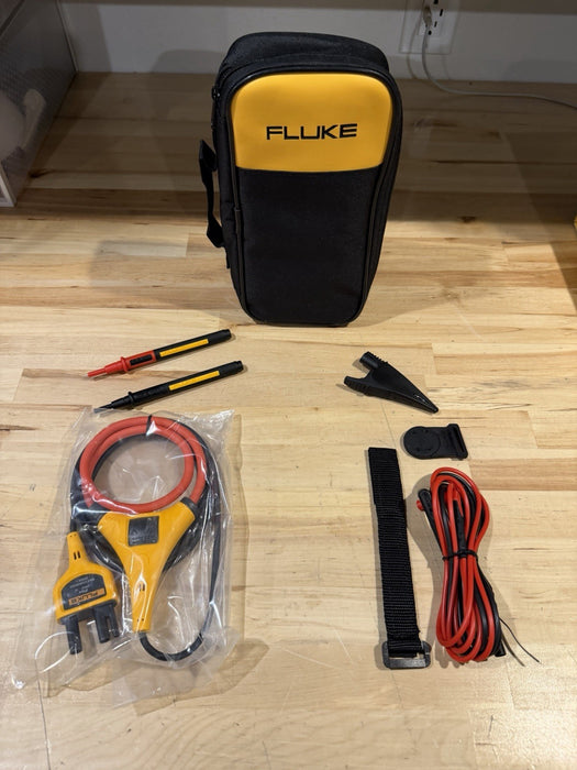 FLUKE 377 FC NON-CONTACT VOLTAGE CLAMP METER