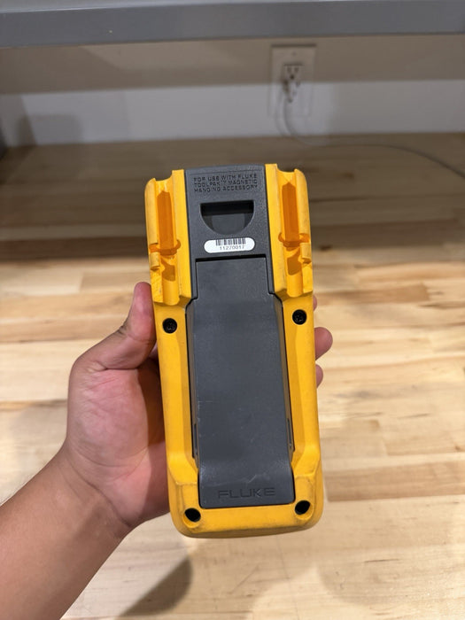 FLUKE 233 REMOTE DISPLAY MULTIMETER FOR PARTS