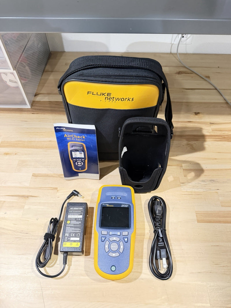 FLUKE NETWORKS AIRCHECK WIFI TESTER WITH CHARGER & BAGE
