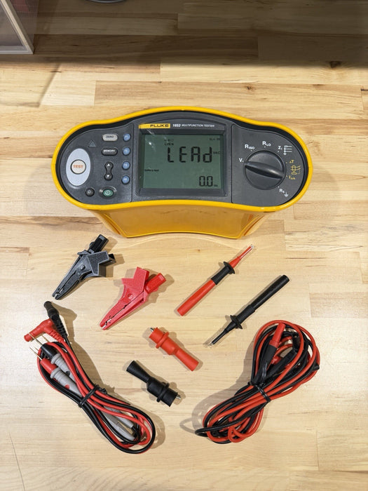 FLUKE 1653 MULTIFUNCTION INSTALLATION TESTER WITH ACCESSORIES