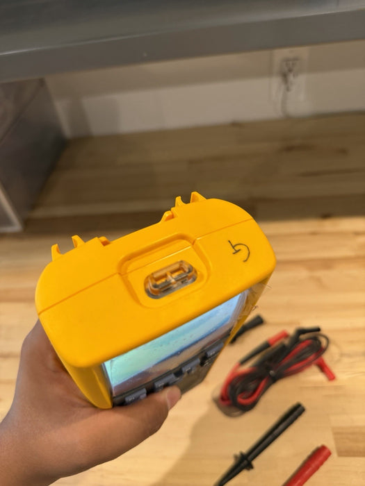 FLUKE 289 TRUE RMS ELECTRONIC LOGGING DIGITAL MULTIMETER W/ LEADS & CLIPS