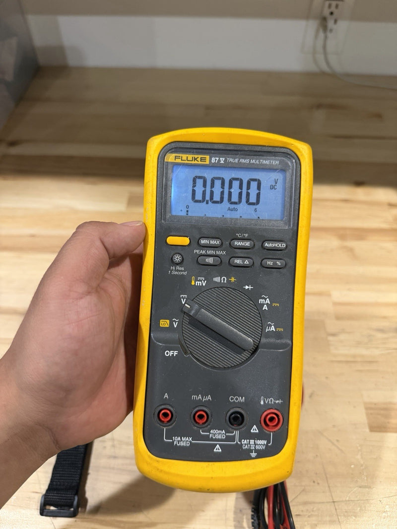 FLUKE 87V TRUE RMS MULTIMETER W/ LEADS (TESTED) SHIPS FAST