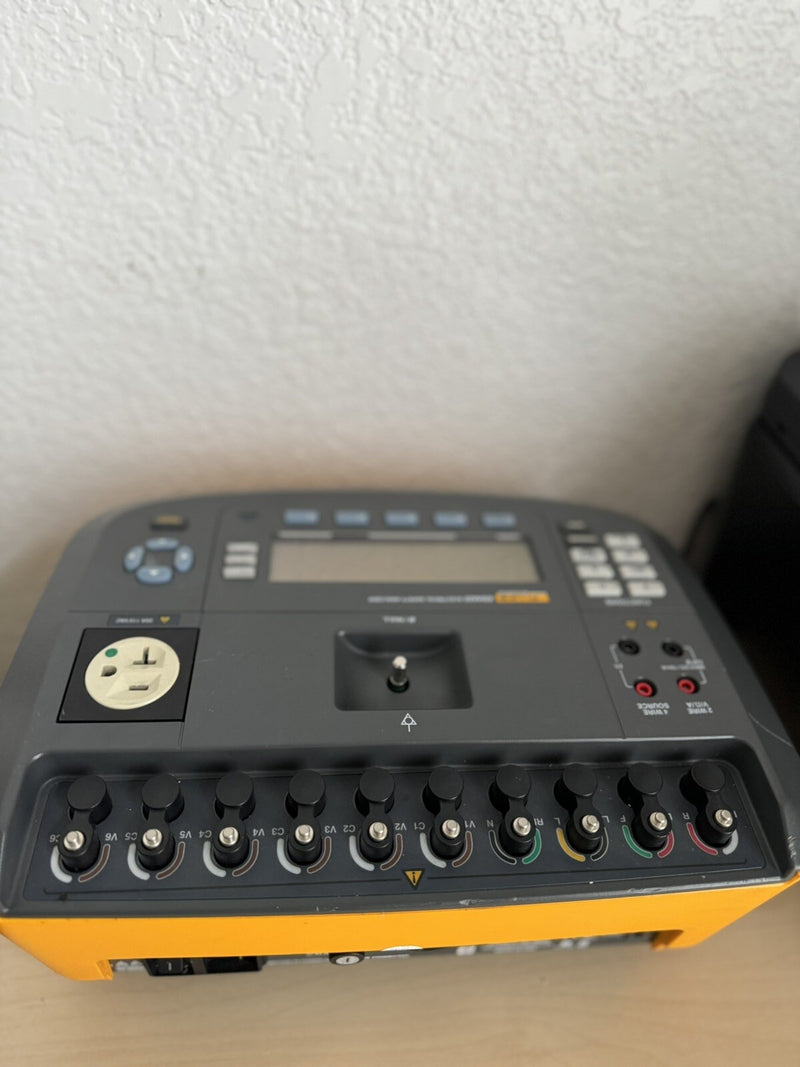 FLUKE ESA620 ELECTRICAL SAFETY ANALYZER/W LEAD KIT