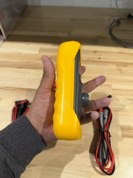 FLUKE 707 LOOP CALIBRATOR W/ ACCESSORIES - FREE SHIPPING