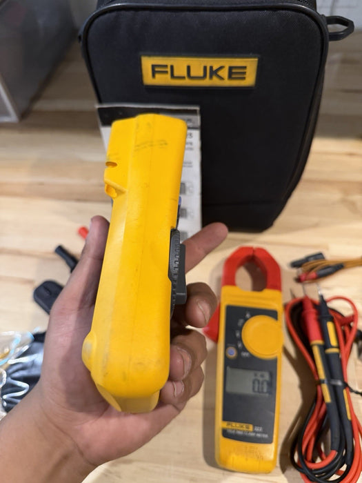 FLUKE 116/323 HVAC MULTIMETER COMBO KIT WITH ACCESSORIES TESTED
