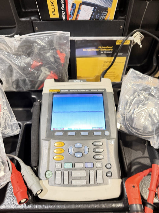 FLUKE 199XRAY MEDICAL SCOPEMETER 200MHz 2.5GS/S W/ ACCESSORIES (TESTED)