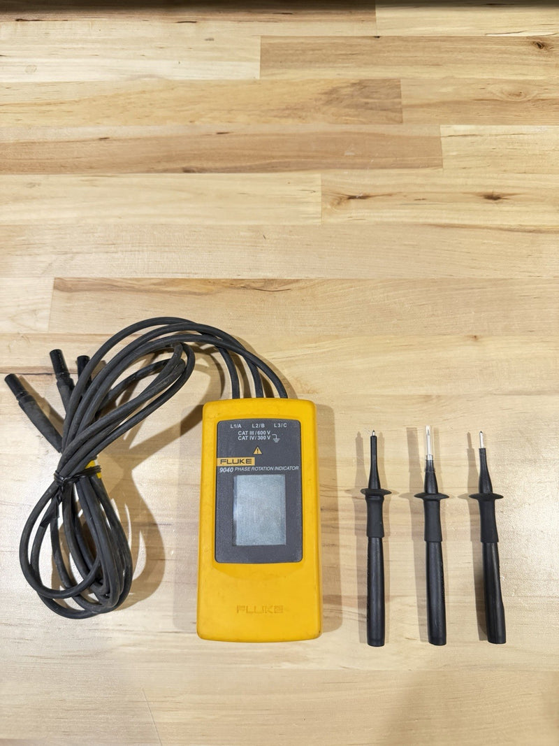 FLUKE 9040 DIGITAL PHASE ROTATION INDICATOR METER TESTED