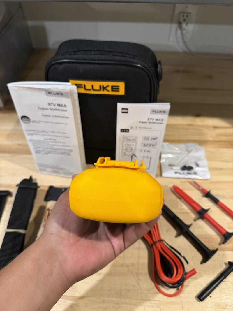 FLUKE 87V MAX TRUE RMS MULTIMETER KIT (FREE SHIPPING) NEW