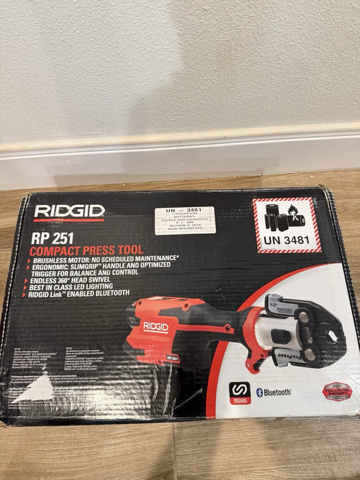 RIDGID RP251 PRESSTOOL KIT 1/2"-1" & MEGAPRESS JAWS 1/2"-3/4 RINGS 78228