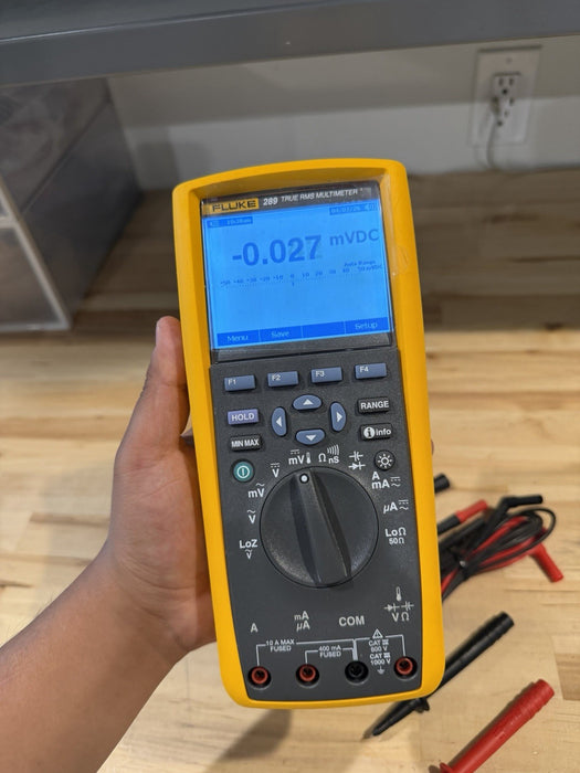 FLUKE 289 TRUE RMS ELECTRONIC LOGGING DIGITAL MULTIMETER W/ LEADS & CLIPS