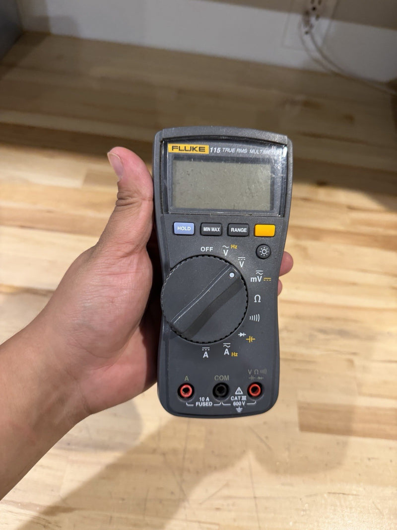 FLUKE 115 TRMS MULTIMETER (PARTS ONLY) FOR PARTS