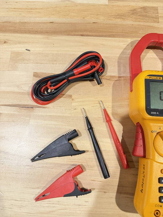 FLUKE 355 AC/DC CLAMP METER WITH ACCESSORIES