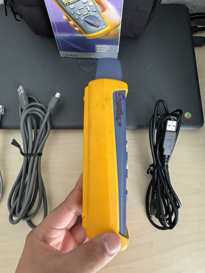 FLUKE NETWORKS CABLEIQ QUALIFICATION TESTER WITH BAG & CABLES