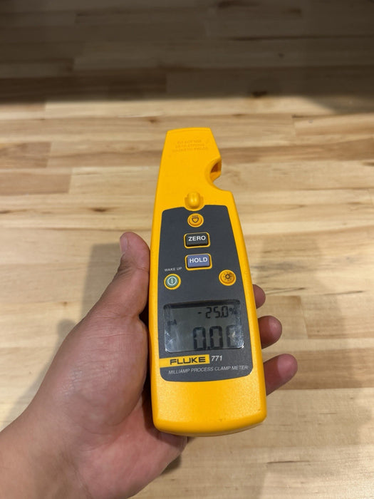 FLUKE 771 MILLIAMP PROCESS CLAMP METER (NO CLAMP) SHIPS FAST