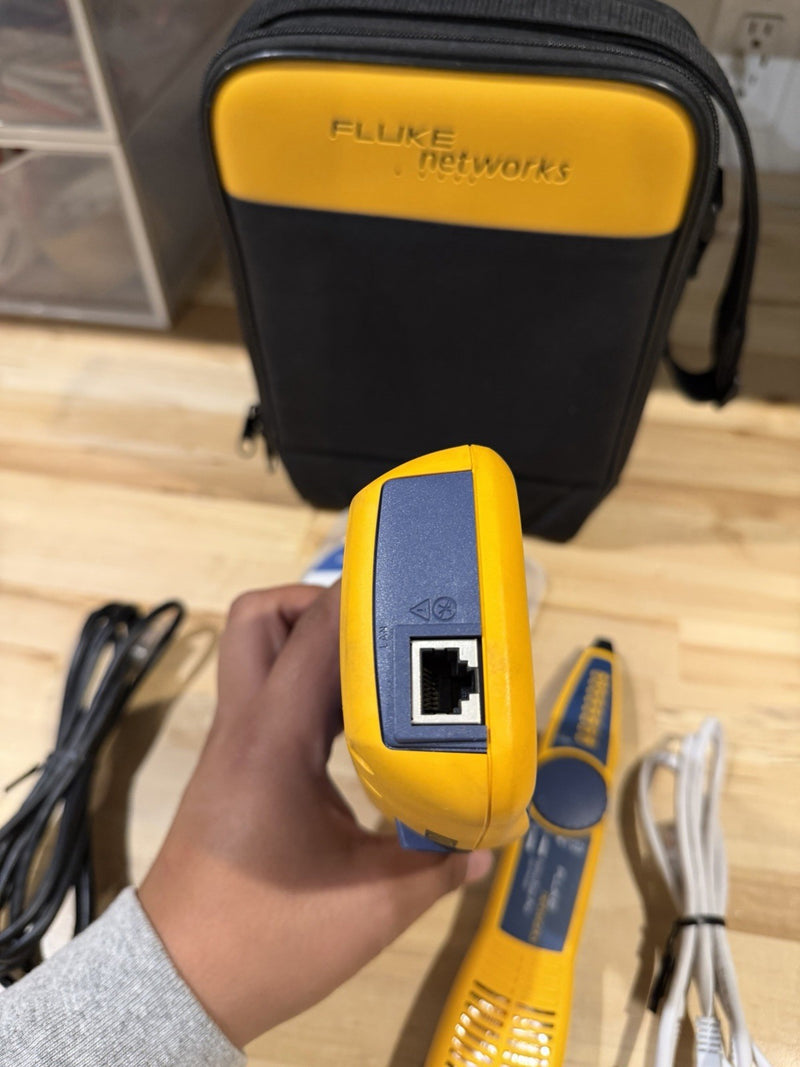 FLUKE NETWORKS LRAT-1000 LINKRUNNER AT-1000 AUTO TESTER W INTELLITONE PROBE 200