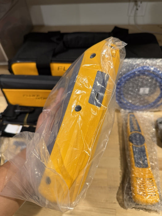 FLUKE NETWORKS LINKIQ-DUO KIT WIFI NETWORK TESTER(NEW SEALED) MFD2025 SHIPS FREE