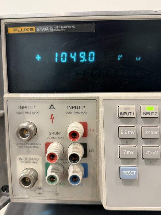 FLUKE 5790A MEASUREMENT STANDARD WITH WIDEBAND OPTION TESTED