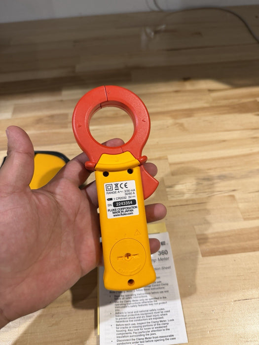 FLUKE 360 LEAKAGE CLAMP W/ BAG & MANUAL-SHIPS FAST