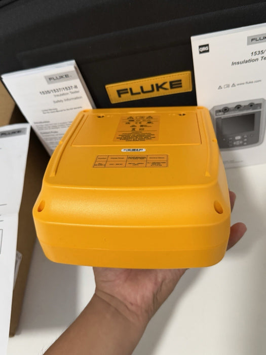 FLUKE 1535 MEGOHMMETER INSULATION TESTER W/ LEADS & CASE (CALIBRATED 2025) NEW