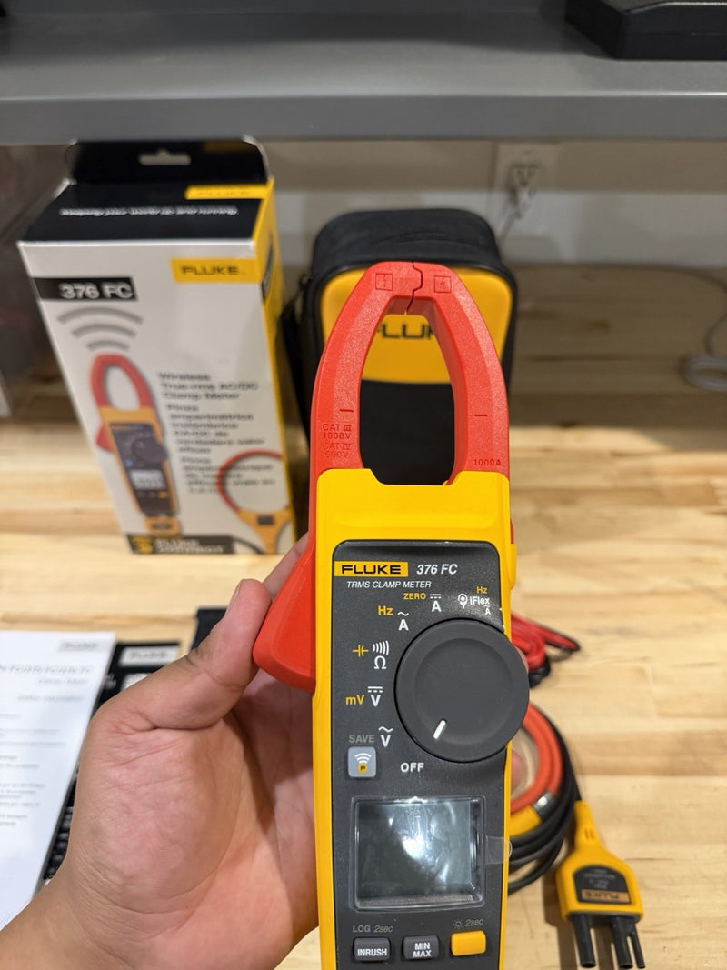 FLUKE 376FC WIRELESS TRUE RMS AC/DC CLAMP METER W/LEADS - SHIPS FAST NEW