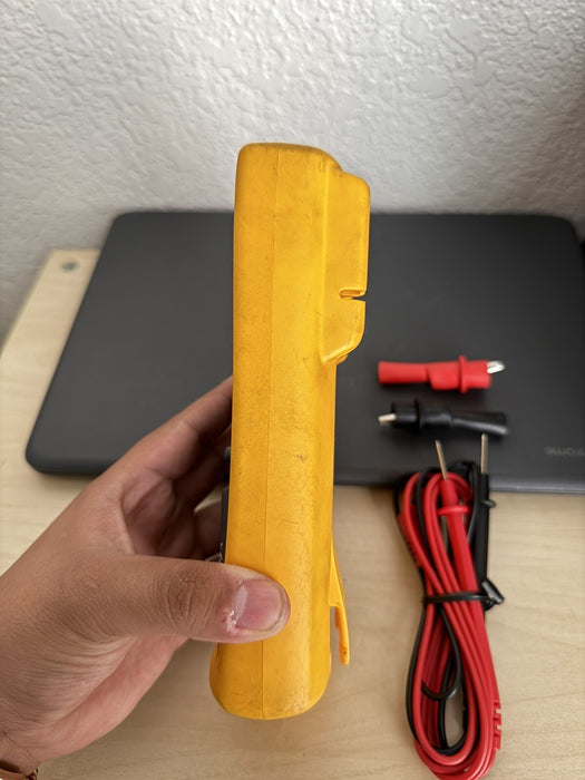 FLUKE 87V TRUE RMS MULTIMETER W /LEADS - FREE SHIPPING (TESTED)