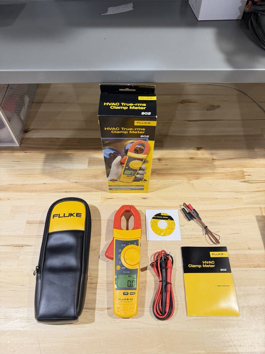 FLUKE 902 TRUE RMS HVAC CLAMP METER WITH CASE & LEADS RARE