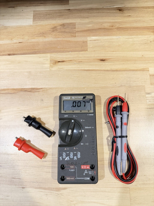 FLUKE 75 MULTIMETER WITH LEADS TESTED