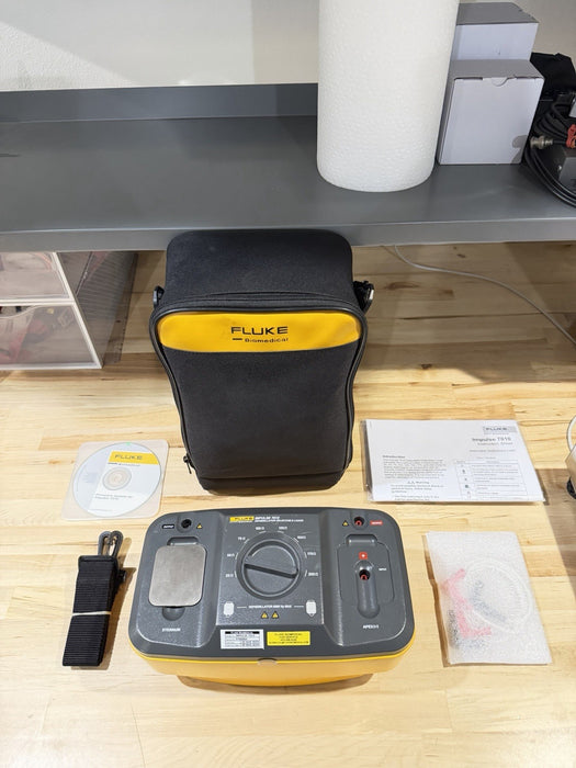 FLUKE 7010 BIOMEDICAL SELECTABLE LOADS W/ LEADS (TESTED) EXCELLENT CONDITION