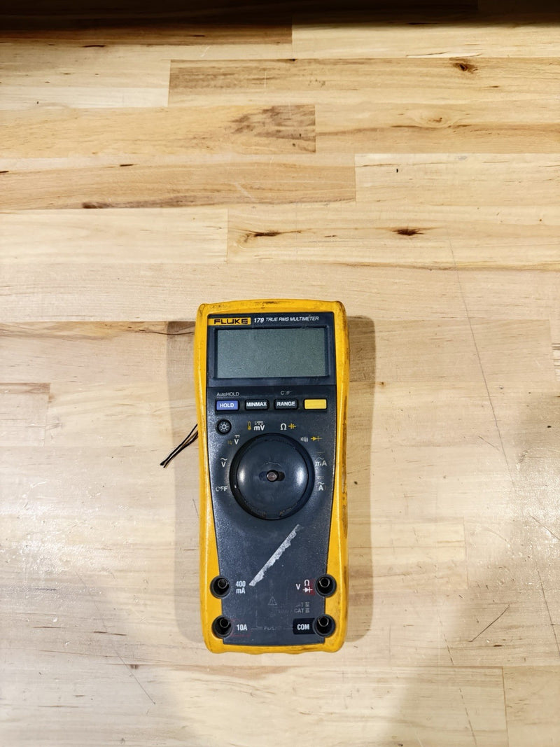 FLUKE 179 TRUE RMS MULTIMETER (PARTS ONLY) FOR PARTS DOESN’T WORK - SHIPS FAST