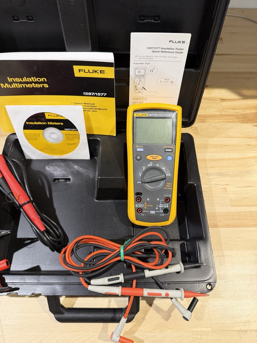 FLUKE 1577 INSULATION MULTIMETER W/ LEADS & CASE (TESTED) SHIPS FAST NEW SEALED