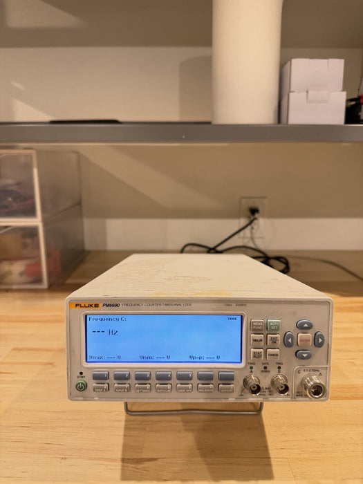 FLUKE PM6690 FREQUENCY COUNTER TIMER ANALYZER TESTED