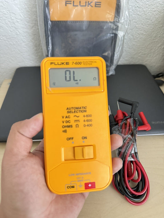 FLUKE 7-600 ELECTRICAL TESTER BAG USED