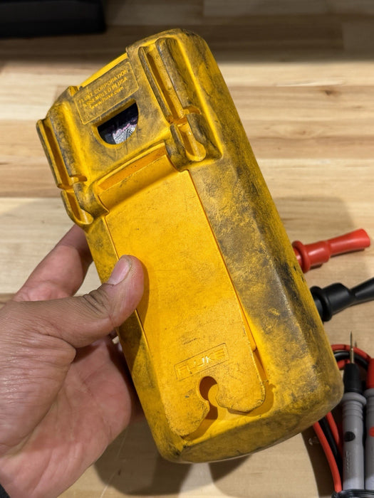 FLUKE 87V TRUE RMS MULTIMETER W/ LEADS - TESTED (SHIPS FAST)