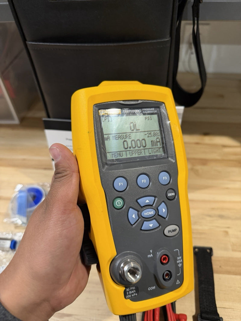 FLUKE 719PRO 30G PRESSURE CALIBRATOR KIT (PARTS ONLY) FOR PARTS
