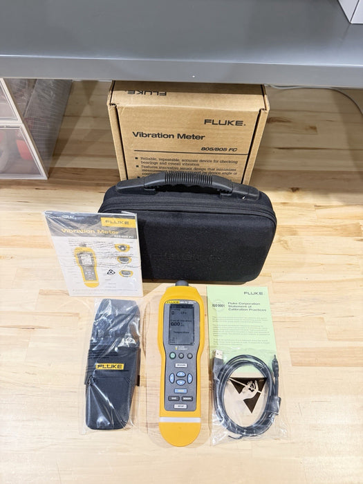 FLUKE 805 FC VIBRATION METER W / ACCESSORIES (NEW FACTORY SEALED) SHIPS FAST