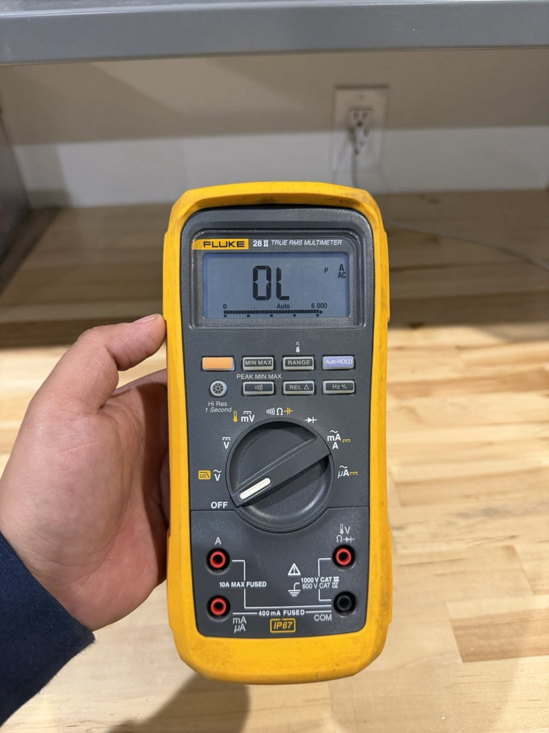 FLUKE 28 II TRUE RMS MULTIMETER FOR PARTS