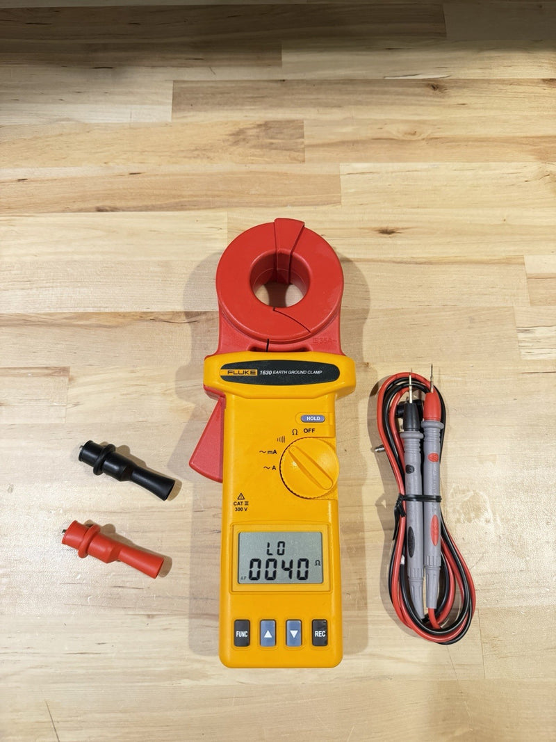 FLUKE 1630 EARTH GROUND CLAMP WITH LEADS PERFECT CONDITION
